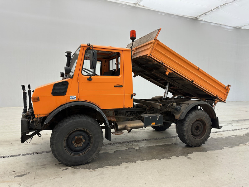 Mercedes-Benz Unimog U427 - 4x4 - Kiper: slika Mercedes-Benz Unimog U427 - 4x4 - Kiper Mercedes-Benz Unimog U427 - 4x4 - Kiper: slika Mercedes-Benz Unimog U427 - 4x4 - Kiper