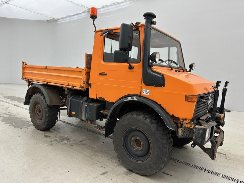 Mercedes-Benz Unimog U427 - 4x4 - Kiper: slika Mercedes-Benz Unimog U427 - 4x4 - Kiper Mercedes-Benz Unimog U427 - 4x4 - Kiper: slika Mercedes-Benz Unimog U427 - 4x4 - Kiper