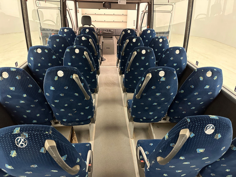 Minibus, Putnički kombi Mercedes-Benz Vario 813: slika Minibus, Putnički kombi Mercedes-Benz Vario 813