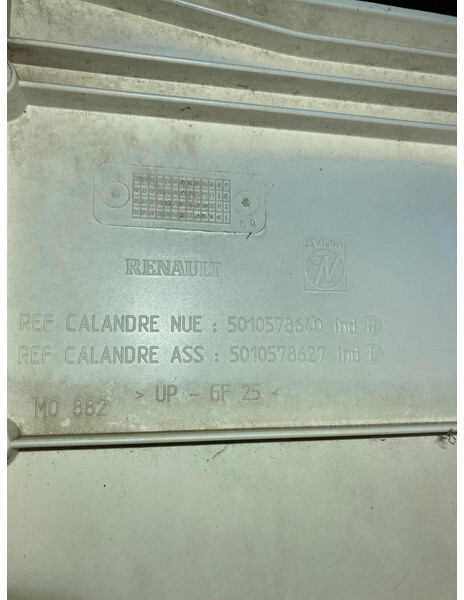 Renault 5010578640 5010578640 - Rešetka za Kamion: slika Renault 5010578640 5010578640 - Rešetka za Kamion Renault 5010578640 5010578640 - Rešetka za Kamion: slika Renault 5010578640 5010578640 - Rešetka za Kamion