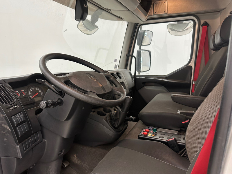 Kamion s kranom Renault D14.250: slika Kamion s kranom Renault D14.250