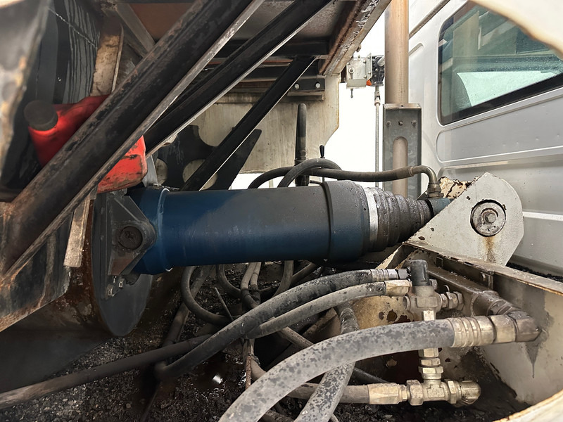 Renault Premium 370 - Kiper: slika Renault Premium 370 - Kiper Renault Premium 370 - Kiper: slika Renault Premium 370 - Kiper