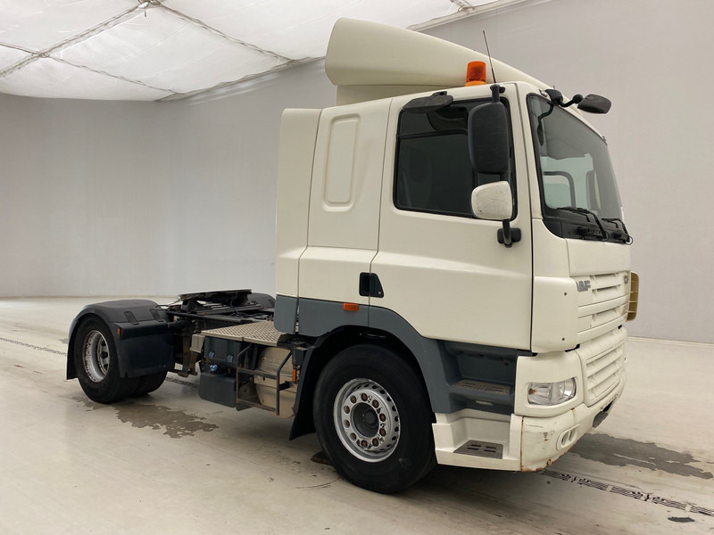 DAF CF 410 - Tegljač: slika DAF CF 410 - Tegljač DAF CF 410 - Tegljač: slika DAF CF 410 - Tegljač