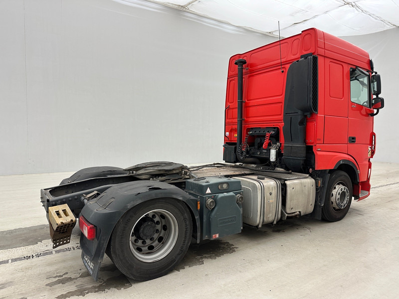 DAF XF 450 Space Cab - Tegljač: slika DAF XF 450 Space Cab - Tegljač DAF XF 450 Space Cab - Tegljač: slika DAF XF 450 Space Cab - Tegljač