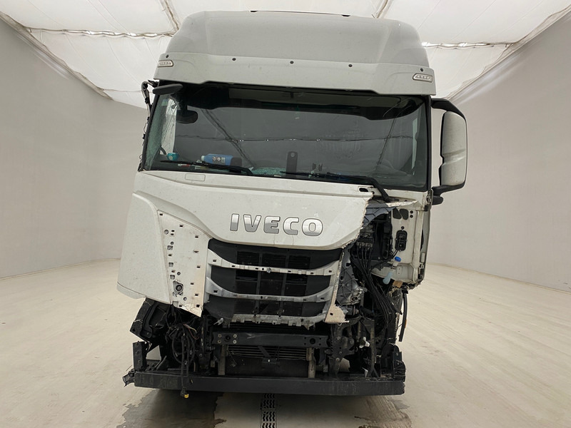 Iveco S-WAY 460 - Tegljač: slika Iveco S-WAY 460 - Tegljač Iveco S-WAY 460 - Tegljač: slika Iveco S-WAY 460 - Tegljač