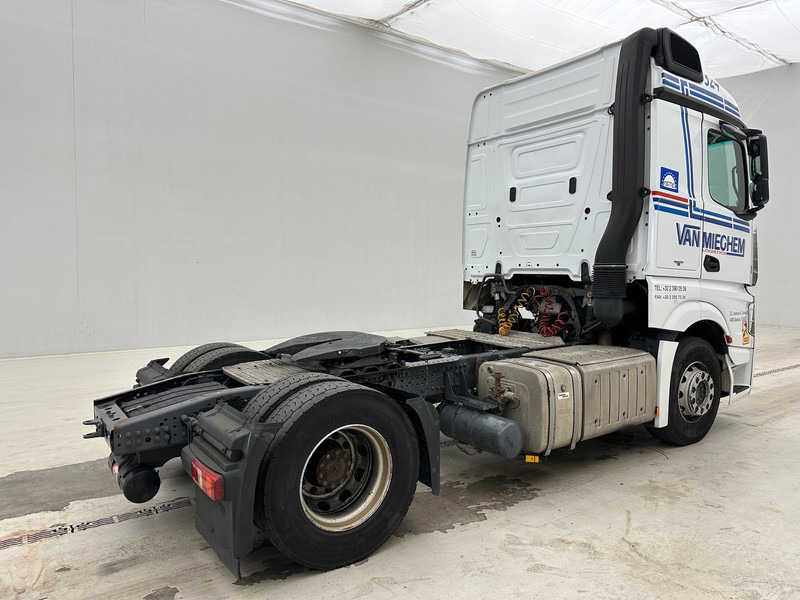Mercedes-Benz Actros 1842 - Tegljač: slika Mercedes-Benz Actros 1842 - Tegljač Mercedes-Benz Actros 1842 - Tegljač: slika Mercedes-Benz Actros 1842 - Tegljač