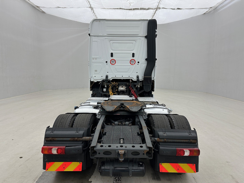 Mercedes-Benz Actros 1842 - Tegljač: slika Mercedes-Benz Actros 1842 - Tegljač Mercedes-Benz Actros 1842 - Tegljač: slika Mercedes-Benz Actros 1842 - Tegljač