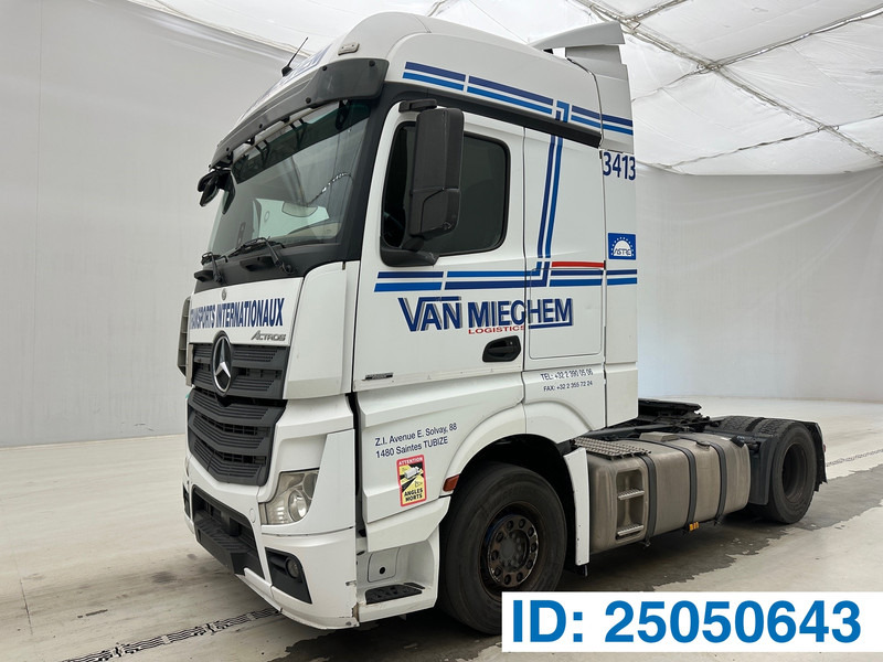 Mercedes-Benz Actros 1842 - Tegljač: slika Mercedes-Benz Actros 1842 - Tegljač Mercedes-Benz Actros 1842 - Tegljač: slika Mercedes-Benz Actros 1842 - Tegljač