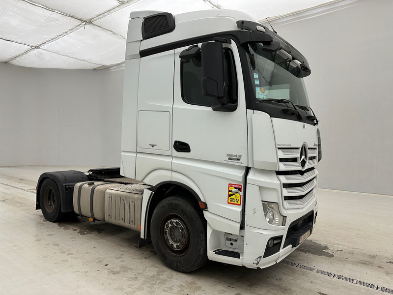 Mercedes-Benz Actros 1942 - Tegljač: slika Mercedes-Benz Actros 1942 - Tegljač Mercedes-Benz Actros 1942 - Tegljač: slika Mercedes-Benz Actros 1942 - Tegljač