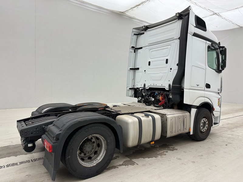 Mercedes-Benz Actros 1942 - Tegljač: slika Mercedes-Benz Actros 1942 - Tegljač Mercedes-Benz Actros 1942 - Tegljač: slika Mercedes-Benz Actros 1942 - Tegljač