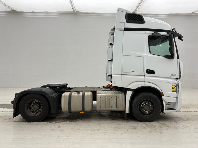 Mercedes-Benz Actros 1942 - Tegljač: slika Mercedes-Benz Actros 1942 - Tegljač Mercedes-Benz Actros 1942 - Tegljač: slika Mercedes-Benz Actros 1942 - Tegljač