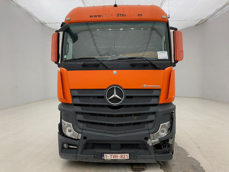 Mercedes-Benz Actros 1945 - Tegljač: slika Mercedes-Benz Actros 1945 - Tegljač Mercedes-Benz Actros 1945 - Tegljač: slika Mercedes-Benz Actros 1945 - Tegljač