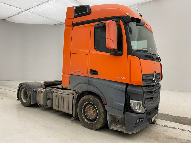Mercedes-Benz Actros 1945 - Tegljač: slika Mercedes-Benz Actros 1945 - Tegljač Mercedes-Benz Actros 1945 - Tegljač: slika Mercedes-Benz Actros 1945 - Tegljač