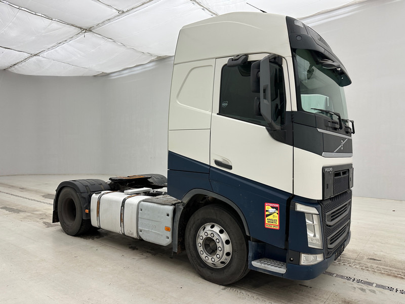 Volvo FH 420 Globetrotter - ADR - Tegljač: slika Volvo FH 420 Globetrotter - ADR - Tegljač Volvo FH 420 Globetrotter - ADR - Tegljač: slika Volvo FH 420 Globetrotter - ADR - Tegljač