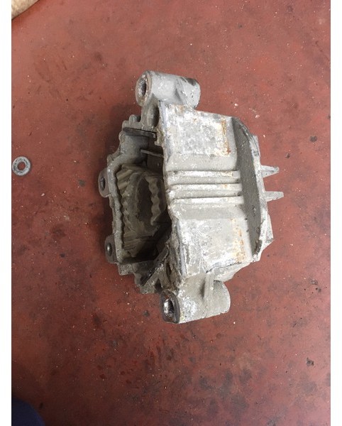 Volvo 20501391 20501391 - Nosač motora za Kamion: slika Volvo 20501391 20501391 - Nosač motora za Kamion Volvo 20501391 20501391 - Nosač motora za Kamion: slika Volvo 20501391 20501391 - Nosač motora za Kamion