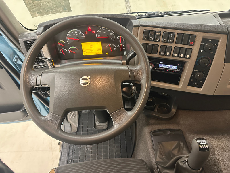 Kamion s kukastom dizalicom, Kamion s kranom Volvo FE 280: slika Kamion s kukastom dizalicom, Kamion s kranom Volvo FE 280