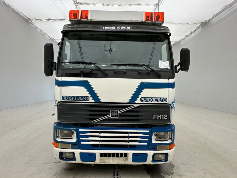 Volvo FH12.360 - 6x2 - Kamion s kranom: slika Volvo FH12.360 - 6x2 - Kamion s kranom Volvo FH12.360 - 6x2 - Kamion s kranom: slika Volvo FH12.360 - 6x2 - Kamion s kranom