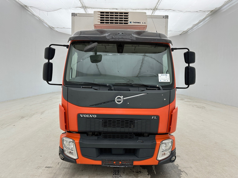 Volvo FL 210 - Kamion hladnjača: slika Volvo FL 210 - Kamion hladnjača Volvo FL 210 - Kamion hladnjača: slika Volvo FL 210 - Kamion hladnjača
