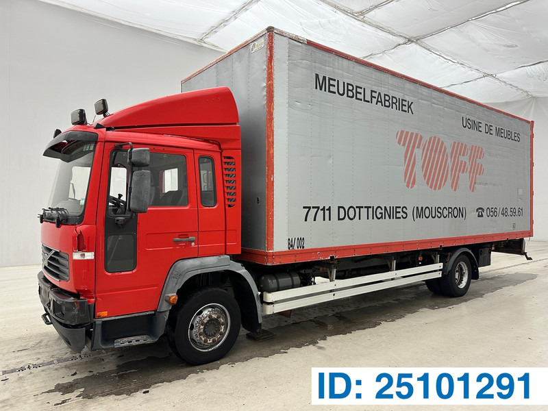 Volvo FL 220 - Transporter kontejnera/ Kamion s izmjenjivim sanducima: slika Volvo FL 220 - Transporter kontejnera/ Kamion s izmjenjivim sanducima Volvo FL 220 - Transporter kontejnera/ Kamion s izmjenjivim sanducima: slika Volvo FL 220 - Transporter kontejnera/ Kamion s izmjenjivim sanducima