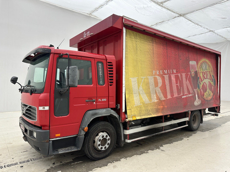 Volvo FL 220 - Kamion s ceradom: slika Volvo FL 220 - Kamion s ceradom Volvo FL 220 - Kamion s ceradom: slika Volvo FL 220 - Kamion s ceradom