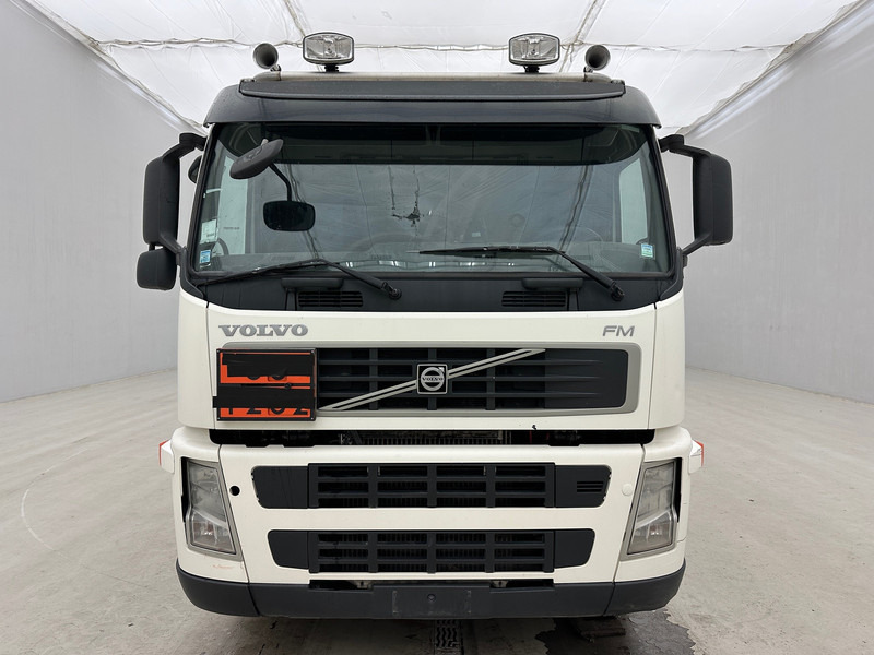 Volvo FM 410 - 6x2 - Kamion cisterna: slika Volvo FM 410 - 6x2 - Kamion cisterna Volvo FM 410 - 6x2 - Kamion cisterna: slika Volvo FM 410 - 6x2 - Kamion cisterna