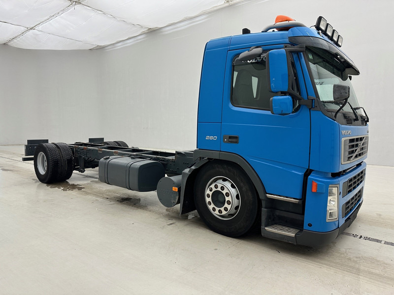 Volvo FM9.260 - Kamion-šasija: slika Volvo FM9.260 - Kamion-šasija Volvo FM9.260 - Kamion-šasija: slika Volvo FM9.260 - Kamion-šasija