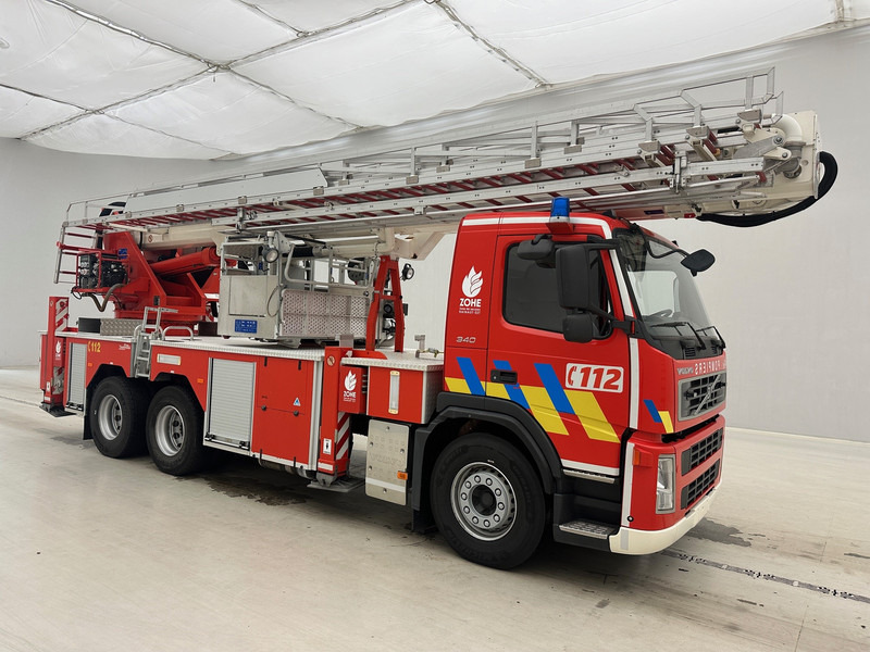 Volvo MAGIRUS ALP330 - FM 340 - 6x4 - Vatrogasno vozilo: slika Volvo MAGIRUS ALP330 - FM 340 - 6x4 - Vatrogasno vozilo Volvo MAGIRUS ALP330 - FM 340 - 6x4 - Vatrogasno vozilo: slika Volvo MAGIRUS ALP330 - FM 340 - 6x4 - Vatrogasno vozilo