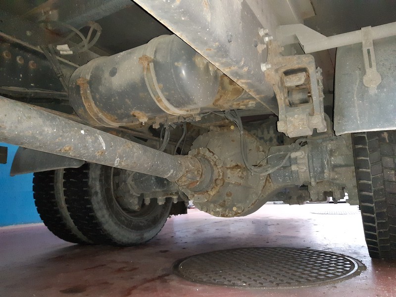 Volvo RSS1332A RSS1332A - Stražnja osovina: slika Volvo RSS1332A RSS1332A - Stražnja osovina Volvo RSS1332A RSS1332A - Stražnja osovina: slika Volvo RSS1332A RSS1332A - Stražnja osovina