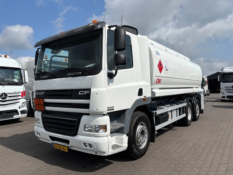 DAF CF 85.360 6X2 Euro 5 21300 Liter Fueltank - Kamion cisterna: slika DAF CF 85.360 6X2 Euro 5 21300 Liter Fueltank - Kamion cisterna DAF CF 85.360 6X2 Euro 5 21300 Liter Fueltank - Kamion cisterna: slika DAF CF 85.360 6X2 Euro 5 21300 Liter Fueltank - Kamion cisterna