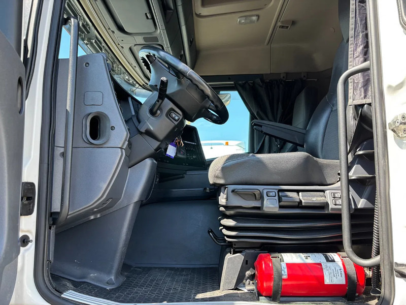 Scania G360 6X2 Euro 6 - Transporter kontejnera/ Kamion s izmjenjivim sanducima: slika Scania G360 6X2 Euro 6 - Transporter kontejnera/ Kamion s izmjenjivim sanducima Scania G360 6X2 Euro 6 - Transporter kontejnera/ Kamion s izmjenjivim sanducima: slika Scania G360 6X2 Euro 6 - Transporter kontejnera/ Kamion s izmjenjivim sanducima