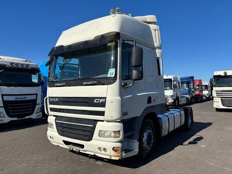 DAF CF 85.410 Spacecab Retarder Euro 5 - Tegljač: slika DAF CF 85.410 Spacecab Retarder Euro 5 - Tegljač DAF CF 85.410 Spacecab Retarder Euro 5 - Tegljač: slika DAF CF 85.410 Spacecab Retarder Euro 5 - Tegljač