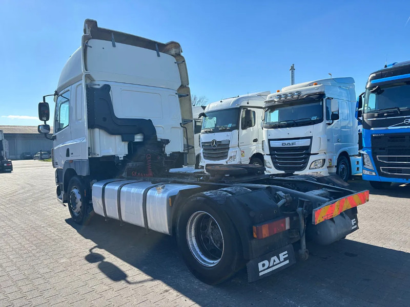 DAF CF 85.410 Spacecab Retarder Euro 5 - Tegljač: slika DAF CF 85.410 Spacecab Retarder Euro 5 - Tegljač DAF CF 85.410 Spacecab Retarder Euro 5 - Tegljač: slika DAF CF 85.410 Spacecab Retarder Euro 5 - Tegljač