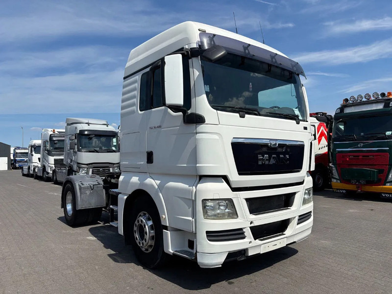 MAN TGX 18.480 Retarder Euro 5 EEV (Chassis EM630757) - Tegljač: slika MAN TGX 18.480 Retarder Euro 5 EEV (Chassis EM630757) - Tegljač MAN TGX 18.480 Retarder Euro 5 EEV (Chassis EM630757) - Tegljač: slika MAN TGX 18.480 Retarder Euro 5 EEV (Chassis EM630757) - Tegljač