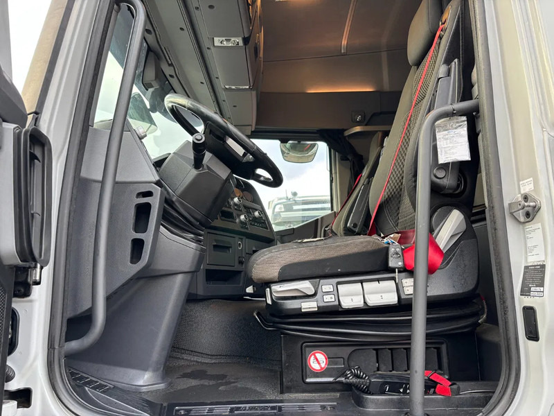 Renault T480 Retarder Euro 6 (KD016445) - Tegljač: slika Renault T480 Retarder Euro 6 (KD016445) - Tegljač Renault T480 Retarder Euro 6 (KD016445) - Tegljač: slika Renault T480 Retarder Euro 6 (KD016445) - Tegljač