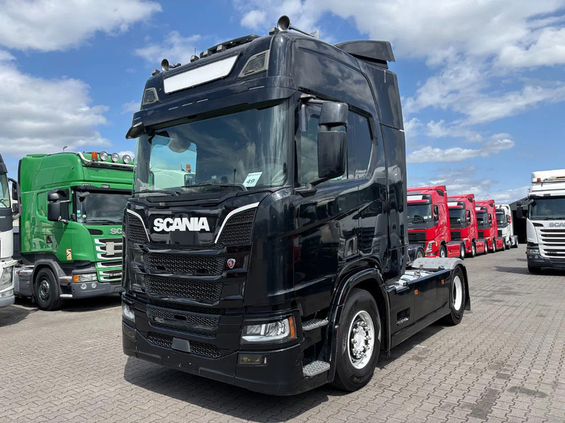Scania R450 Euro 6 Retarder - Tegljač: slika Scania R450 Euro 6 Retarder - Tegljač Scania R450 Euro 6 Retarder - Tegljač: slika Scania R450 Euro 6 Retarder - Tegljač