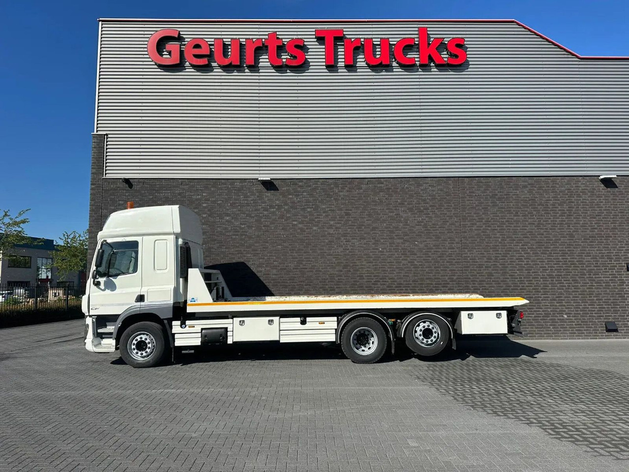 DAF CF 410 6X2 M4SN3 OPRIJWAGEN / MACHINE TRANSPORTE - Autotransporter: slika DAF CF 410 6X2 M4SN3 OPRIJWAGEN / MACHINE TRANSPORTE - Autotransporter DAF CF 410 6X2 M4SN3 OPRIJWAGEN / MACHINE TRANSPORTE - Autotransporter: slika DAF CF 410 6X2 M4SN3 OPRIJWAGEN / MACHINE TRANSPORTE - Autotransporter