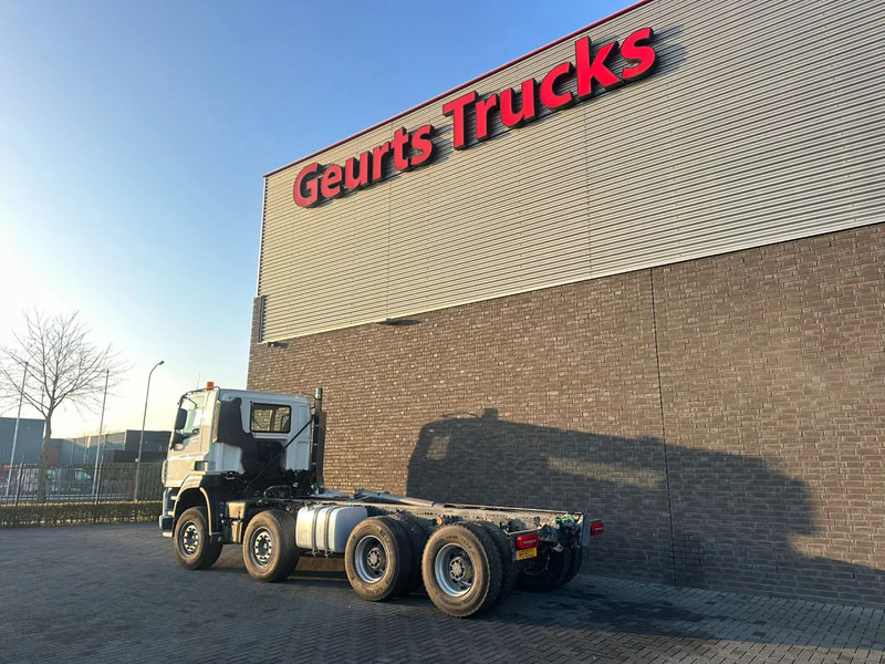 DAF CF 530 8X4 CHASSIS CAB SCHADE/UNFALL/DAMAGE - Kamion-šasija: slika DAF CF 530 8X4 CHASSIS CAB SCHADE/UNFALL/DAMAGE - Kamion-šasija DAF CF 530 8X4 CHASSIS CAB SCHADE/UNFALL/DAMAGE - Kamion-šasija: slika DAF CF 530 8X4 CHASSIS CAB SCHADE/UNFALL/DAMAGE - Kamion-šasija