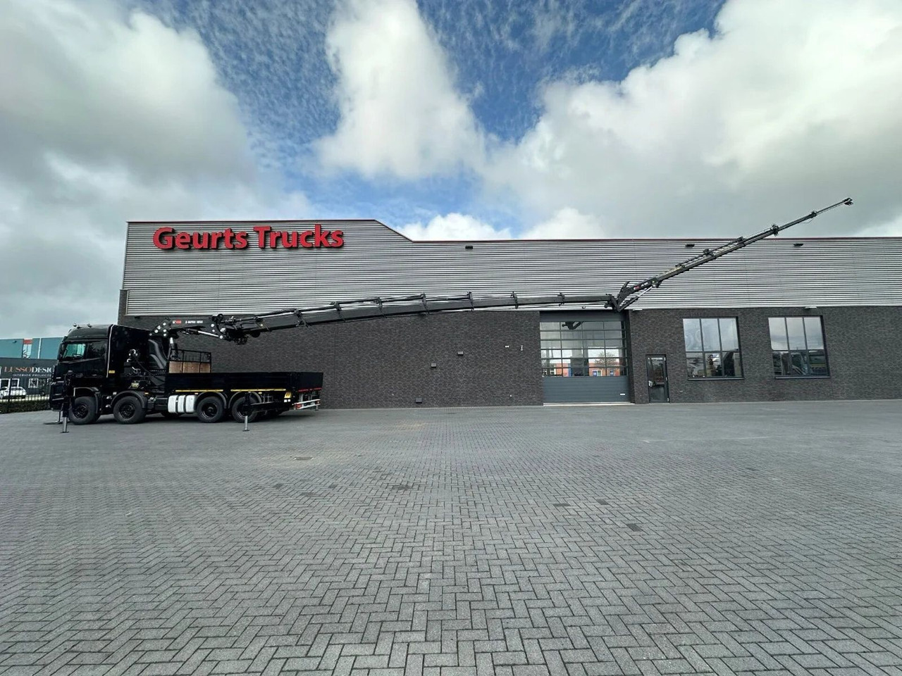 Mercedes-Benz Arocs 3251 8X4 + HIAB 1058 E-8 + JIB 150X-6 JDC - Kamion s kranom: slika Mercedes-Benz Arocs 3251 8X4 + HIAB 1058 E-8 + JIB 150X-6 JDC - Kamion s kranom Mercedes-Benz Arocs 3251 8X4 + HIAB 1058 E-8 + JIB 150X-6 JDC - Kamion s kranom: slika Mercedes-Benz Arocs 3251 8X4 + HIAB 1058 E-8 + JIB 150X-6 JDC - Kamion s kranom
