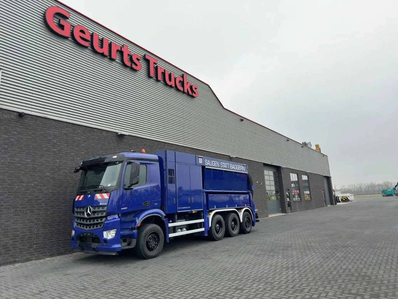 Mercedes-Benz Arocs 3251 8X4 RSP ESE 6 RD 8000 SAUGBAGGER/SUCT - Vakum kamion: slika Mercedes-Benz Arocs 3251 8X4 RSP ESE 6 RD 8000 SAUGBAGGER/SUCT - Vakum kamion Mercedes-Benz Arocs 3251 8X4 RSP ESE 6 RD 8000 SAUGBAGGER/SUCT - Vakum kamion: slika Mercedes-Benz Arocs 3251 8X4 RSP ESE 6 RD 8000 SAUGBAGGER/SUCT - Vakum kamion