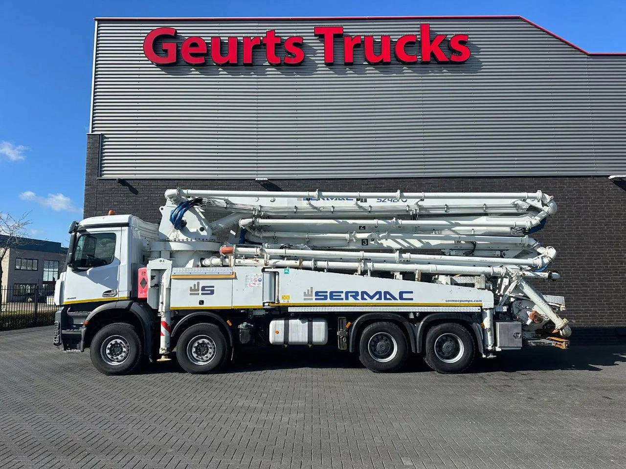 Mercedes-Benz Arocs 4451 8X4 + SERMAC 5Z42 BETONPOMP/BETONPUMP - Beton pumpa: slika Mercedes-Benz Arocs 4451 8X4 + SERMAC 5Z42 BETONPOMP/BETONPUMP - Beton pumpa Mercedes-Benz Arocs 4451 8X4 + SERMAC 5Z42 BETONPOMP/BETONPUMP - Beton pumpa: slika Mercedes-Benz Arocs 4451 8X4 + SERMAC 5Z42 BETONPOMP/BETONPUMP - Beton pumpa