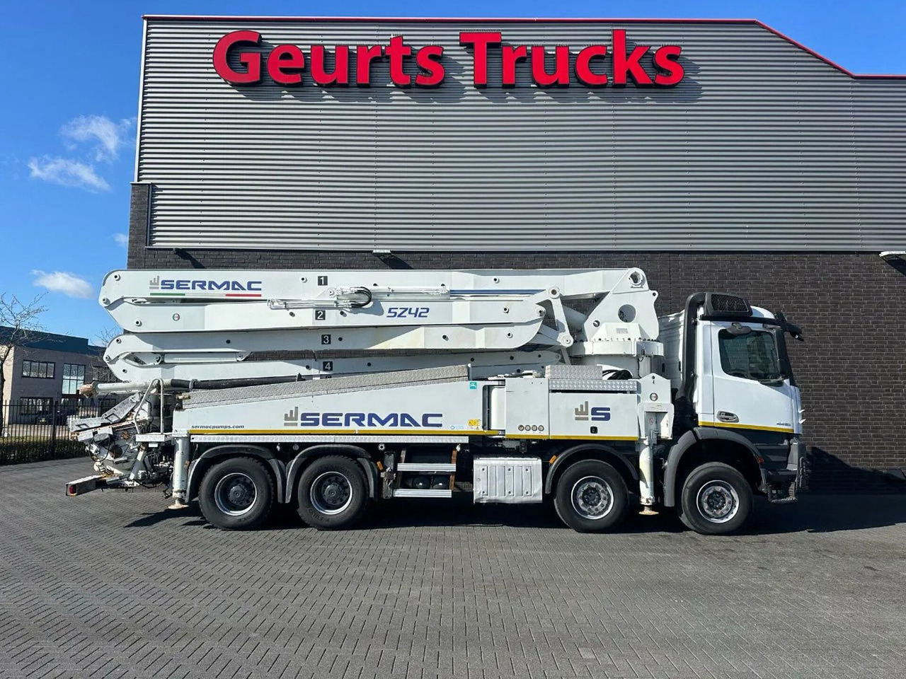 Mercedes-Benz Arocs 4451 8X4 + SERMAC 5Z42 BETONPOMP/BETONPUMP - Beton pumpa: slika Mercedes-Benz Arocs 4451 8X4 + SERMAC 5Z42 BETONPOMP/BETONPUMP - Beton pumpa Mercedes-Benz Arocs 4451 8X4 + SERMAC 5Z42 BETONPOMP/BETONPUMP - Beton pumpa: slika Mercedes-Benz Arocs 4451 8X4 + SERMAC 5Z42 BETONPOMP/BETONPUMP - Beton pumpa