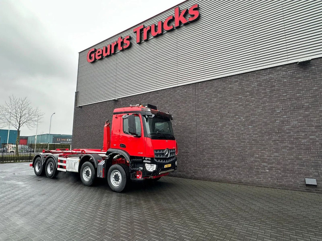 Mercedes-Benz Arocs 8X4 VDL S-30-6600 HAAKARMSYSTEEM/ABROLLKIP - Kamion s kukastom dizalicom: slika Mercedes-Benz Arocs 8X4 VDL S-30-6600 HAAKARMSYSTEEM/ABROLLKIP - Kamion s kukastom dizalicom Mercedes-Benz Arocs 8X4 VDL S-30-6600 HAAKARMSYSTEEM/ABROLLKIP - Kamion s kukastom dizalicom: slika Mercedes-Benz Arocs 8X4 VDL S-30-6600 HAAKARMSYSTEEM/ABROLLKIP - Kamion s kukastom dizalicom