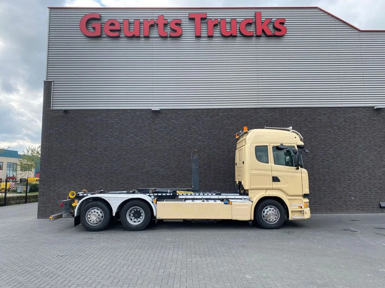 Scania R450 6X2 + PALFINGER HAAKARMSYSTEEM/ABROLLKIPPER - Kamion s kukastom dizalicom: slika Scania R450 6X2 + PALFINGER HAAKARMSYSTEEM/ABROLLKIPPER - Kamion s kukastom dizalicom Scania R450 6X2 + PALFINGER HAAKARMSYSTEEM/ABROLLKIPPER - Kamion s kukastom dizalicom: slika Scania R450 6X2 + PALFINGER HAAKARMSYSTEEM/ABROLLKIPPER - Kamion s kukastom dizalicom