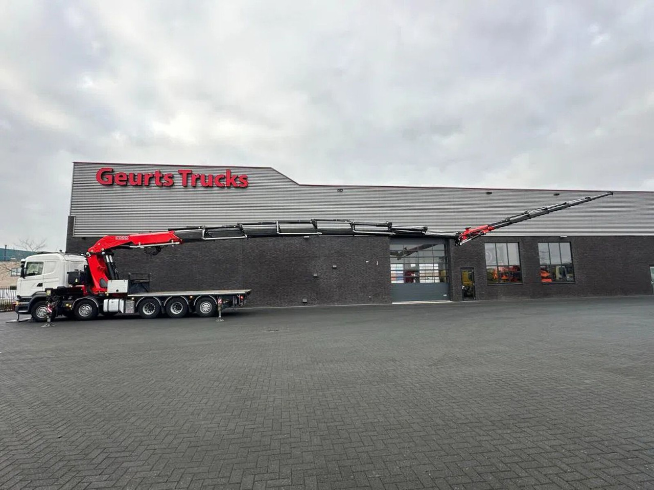 Scania R520 V8 10X4 TRIDEM + F1650RA.2.28 + JIB L816 KR - Kamion s kranom: slika Scania R520 V8 10X4 TRIDEM + F1650RA.2.28 + JIB L816 KR - Kamion s kranom Scania R520 V8 10X4 TRIDEM + F1650RA.2.28 + JIB L816 KR - Kamion s kranom: slika Scania R520 V8 10X4 TRIDEM + F1650RA.2.28 + JIB L816 KR - Kamion s kranom