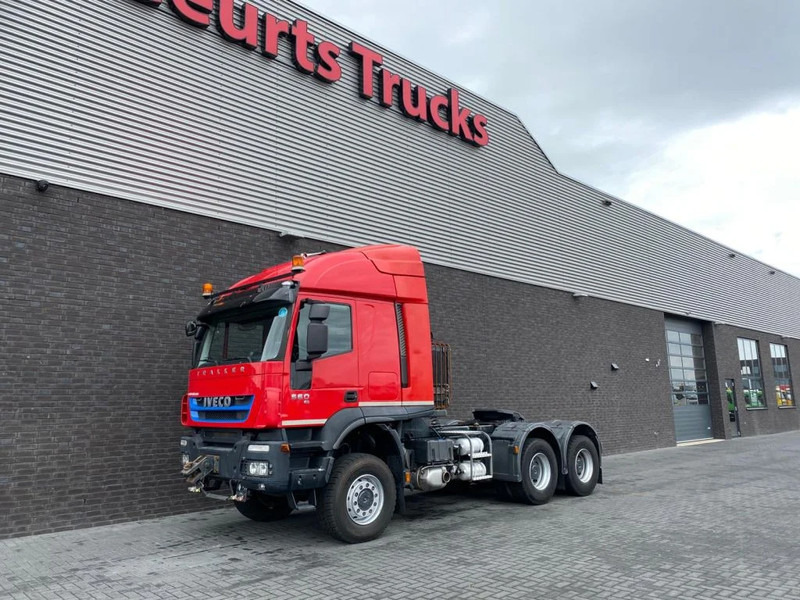 Iveco Trakker 560 SIVI 6X6 HEAVY DUTY PRIME MOVER 275 TONS - Tegljač: slika Iveco Trakker 560 SIVI 6X6 HEAVY DUTY PRIME MOVER 275 TONS - Tegljač Iveco Trakker 560 SIVI 6X6 HEAVY DUTY PRIME MOVER 275 TONS - Tegljač: slika Iveco Trakker 560 SIVI 6X6 HEAVY DUTY PRIME MOVER 275 TONS - Tegljač
