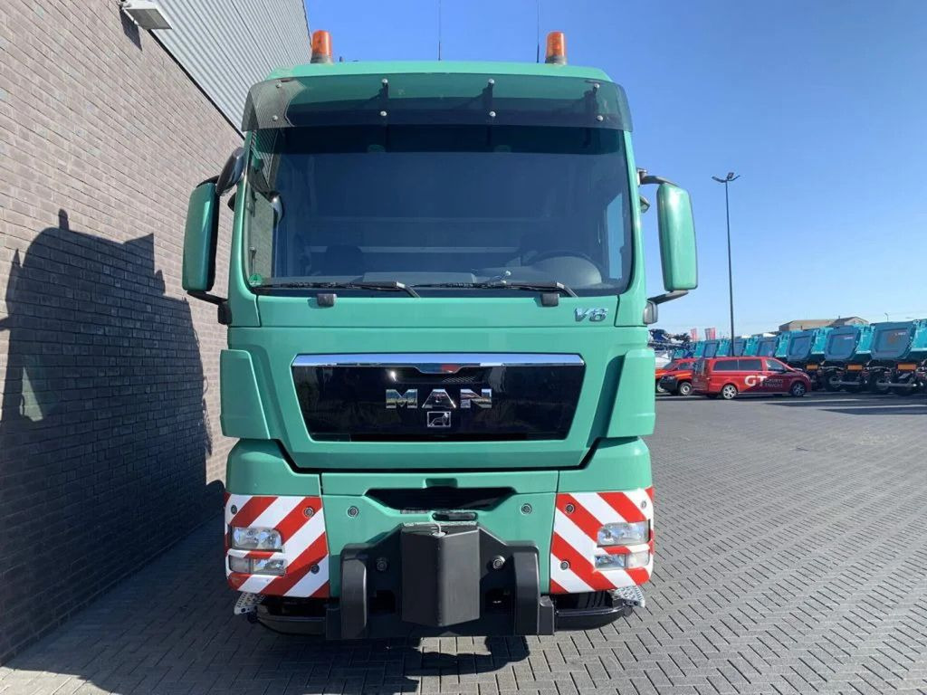 MAN TGX 41.680 V8 8X4 HEAVY DUTY TRACTOR 250 TONS - Tegljač: slika MAN TGX 41.680 V8 8X4 HEAVY DUTY TRACTOR 250 TONS - Tegljač MAN TGX 41.680 V8 8X4 HEAVY DUTY TRACTOR 250 TONS - Tegljač: slika MAN TGX 41.680 V8 8X4 HEAVY DUTY TRACTOR 250 TONS - Tegljač
