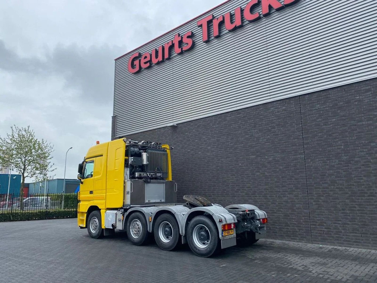 Mercedes-Benz Actros 4165 V8 8X4 SLT TITAN HEAVY DUTY TRACTOR - Tegljač: slika Mercedes-Benz Actros 4165 V8 8X4 SLT TITAN HEAVY DUTY TRACTOR - Tegljač Mercedes-Benz Actros 4165 V8 8X4 SLT TITAN HEAVY DUTY TRACTOR - Tegljač: slika Mercedes-Benz Actros 4165 V8 8X4 SLT TITAN HEAVY DUTY TRACTOR - Tegljač