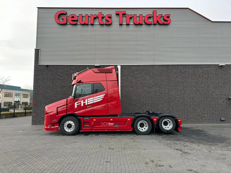 Volvo FH 16 VT5 780 XXL AERO NEW 6X2 BOOGIE TORPEDO/NOSE/HAUBE/SHOWTRUCK - Tegljač: slika Volvo FH 16 VT5 780 XXL AERO NEW 6X2 BOOGIE TORPEDO/NOSE/HAUBE/SHOWTRUCK - Tegljač Volvo FH 16 VT5 780 XXL AERO NEW 6X2 BOOGIE TORPEDO/NOSE/HAUBE/SHOWTRUCK - Tegljač: slika Volvo FH 16 VT5 780 XXL AERO NEW 6X2 BOOGIE TORPEDO/NOSE/HAUBE/SHOWTRUCK - Tegljač