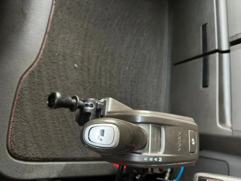 Tegljač Volvo FH 460 6X4 TREKKER/TRACTOR/SZM EURO 6 HYDRAULIC: slika Tegljač Volvo FH 460 6X4 TREKKER/TRACTOR/SZM EURO 6 HYDRAULIC