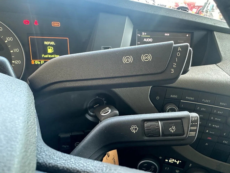 Tegljač Volvo FH 500 6X2 TREKKER / SATTELZUG/TRACTOR UNIT/ CAMION MET PALFINGER PK53002 SH KRAAN / KRAN / CRANE / GRUA: slika Tegljač Volvo FH 500 6X2 TREKKER / SATTELZUG/TRACTOR UNIT/ CAMION MET PALFINGER PK53002 SH KRAAN / KRAN / CRANE / GRUA